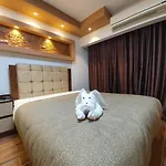 Garden Season Hotel